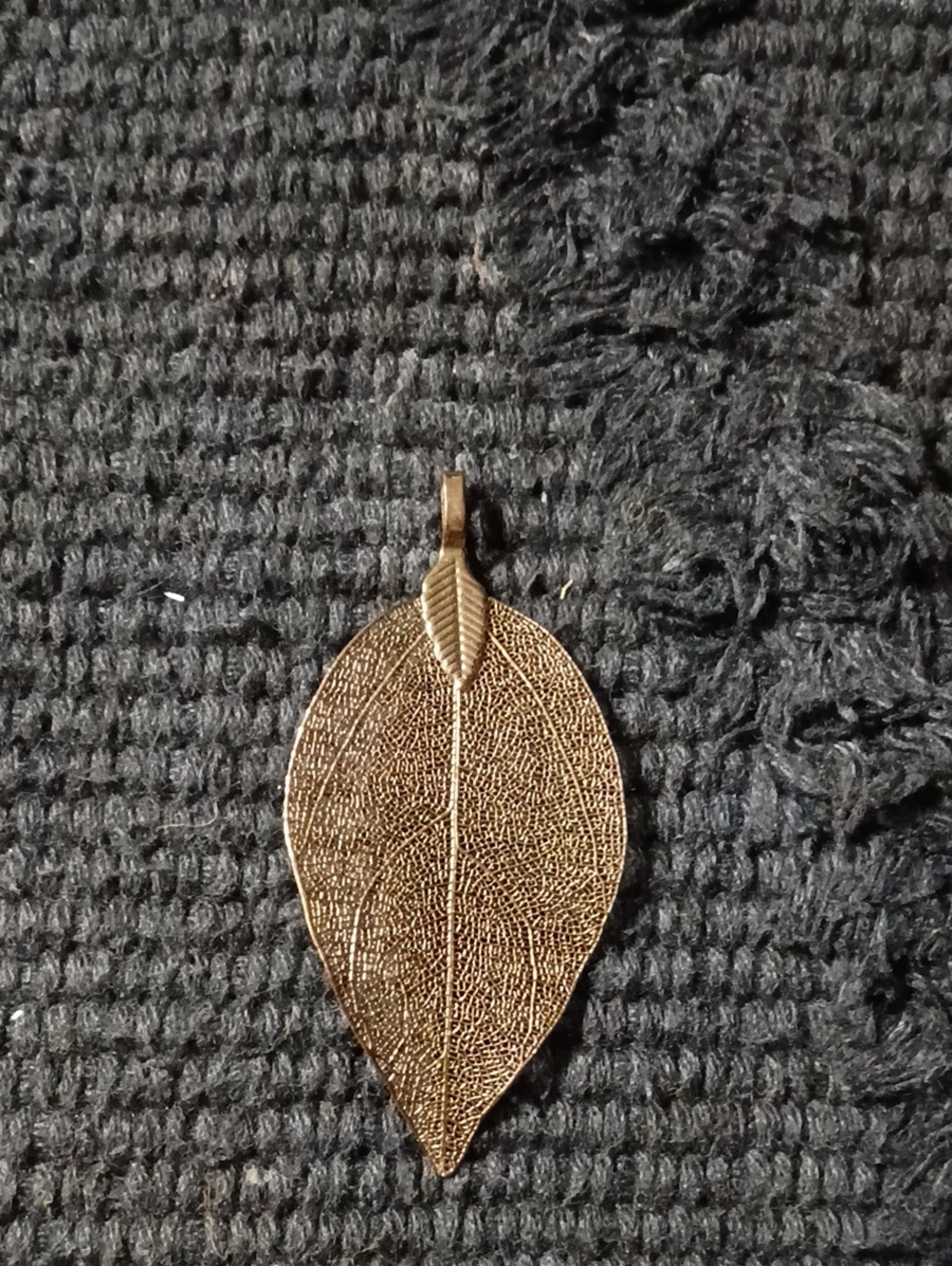 Delicate Leaf Pendant Charm in Antique Gold